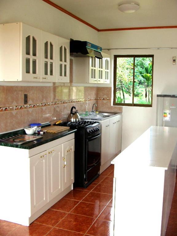 Cabanas Honu Nui Hanga Roa Exterior foto